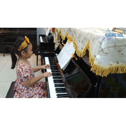 Dạy Đàn Piano Quận 12|| Chiếc Đèn Ông Sao || Khánh Thy || Lớp nhạc Giáng Sol Quận 12